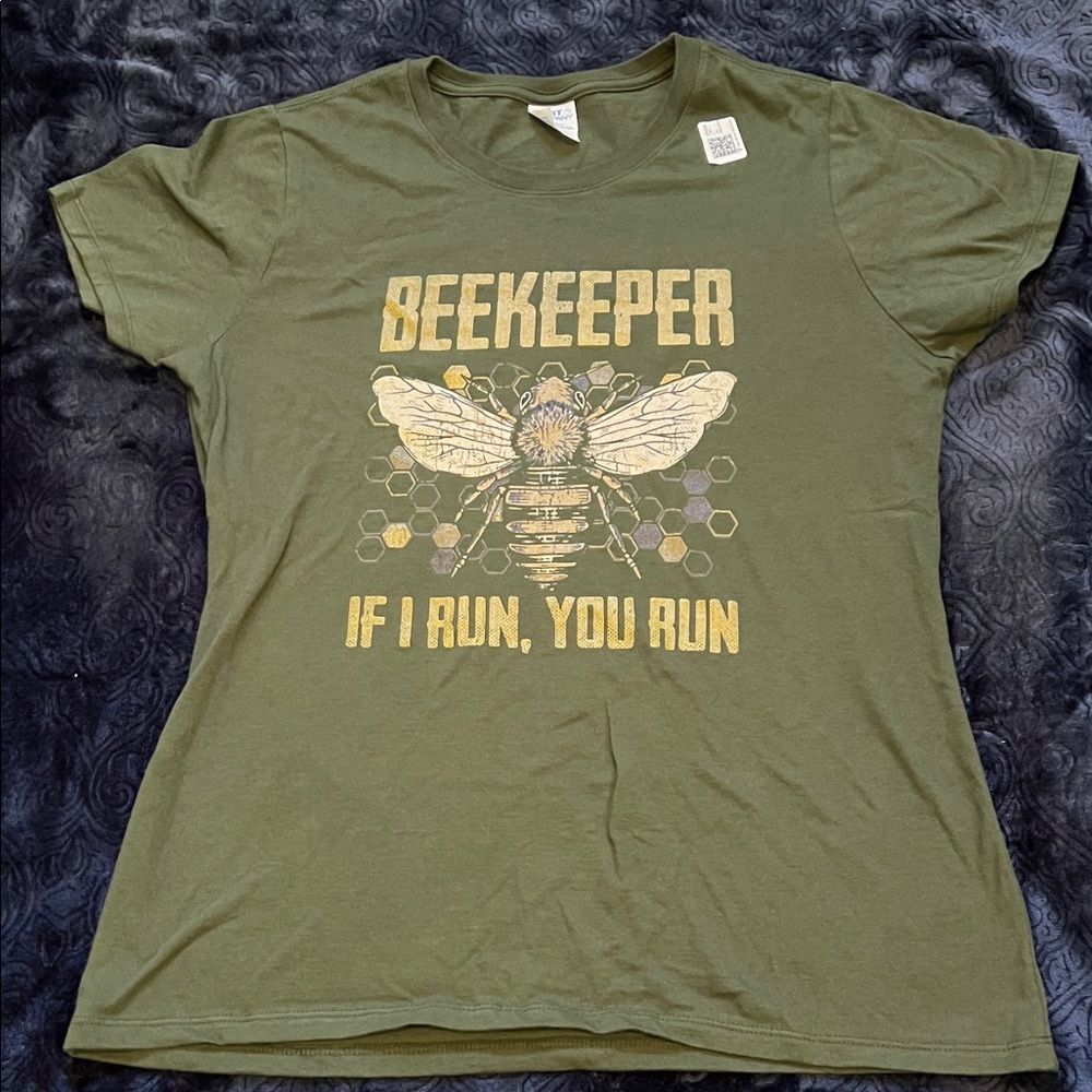Beekeeper If I Run, You Run Green Graphic Tee (Women’s M)